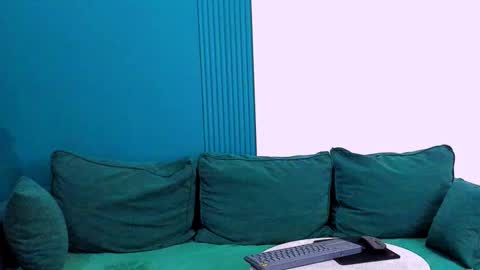 Snapshot of maya_rogerss chatting on February 11, 2:46 pm Maya online show from February 11, 2:46 pm