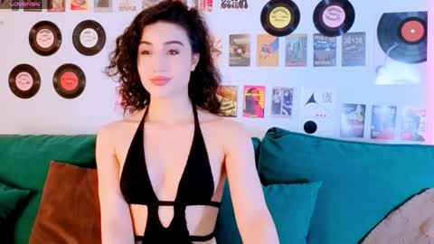 Maya online show from May 14, 3:08 pm