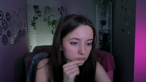 Maya online show from April 14, 12:11 pm