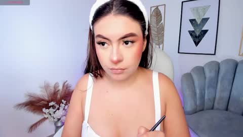 Maya vexx online show from January 6, 7:50 pm