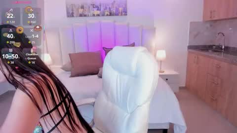 Maya vexx online show from January 17, 7:50 pm