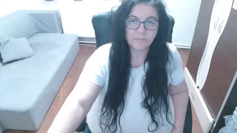 Maya online show from March 27, 8:48 am