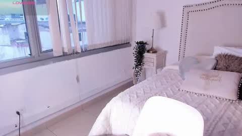 Snapshot of mayajhons chatting on March 20, 11:37 am Mayajhons online show from March 20, 11:37 am