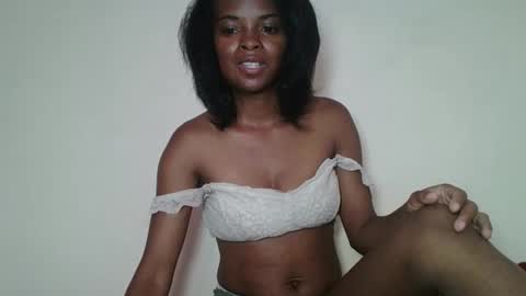 mayalabelle online show from November 29, 8:28 am