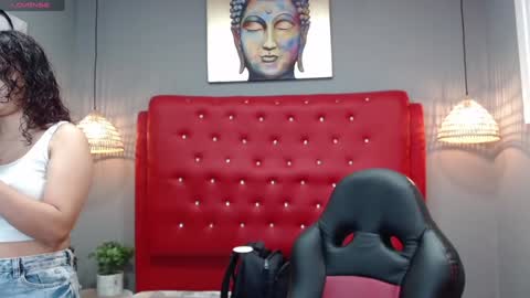 Snapshot of mayamoira chatting on December 9, 11:47 am Maya online show from December 9, 11:47 am