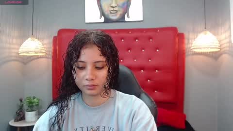Snapshot of mayamoira chatting on December 23, 11:57 am Maya online show from December 23, 11:57 am