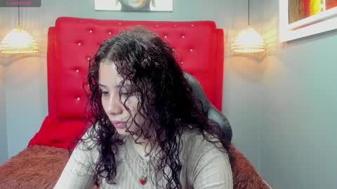Snapshot of mayamoira chatting on January 29, 12:02 pm Maya online show from January 29, 12:02 pm