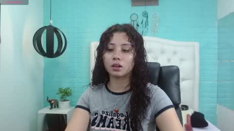 Snapshot of mayamoira chatting on February 1, 12:05 pm Maya online show from February 1, 12:05 pm