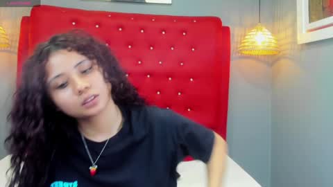 Snapshot of mayamoira chatting on February 6, 3:09 pm Maya online show from February 6, 3:09 pm