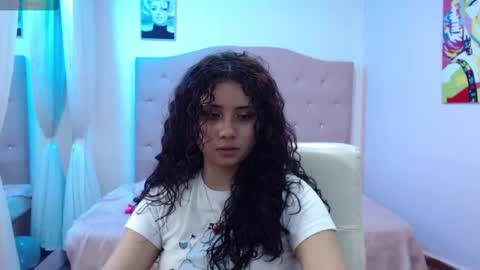 Snapshot of mayamoira chatting on February 16, 3:16 pm Maya online show from February 16, 3:16 pm