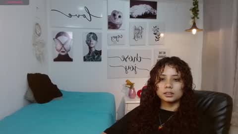 Snapshot of mayamoira chatting on September 11, 11:54 am Maya online show from September 11, 11:54 am