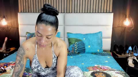 Nicolle Ruselle   Hello my lovely  schedule for great fun from  630 am and end 800 pm Colombian time I wait for you online show from January 20, 11:24 am