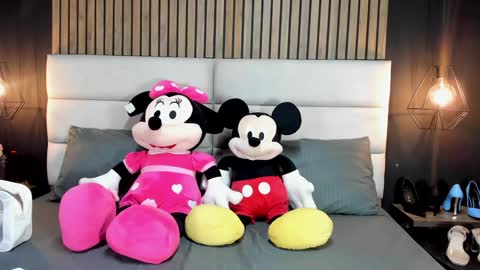 Nicolle Ruselle   Hello my lovely  schedule for great fun from  630 am and end 800 pm Colombian time I wait for you online show from February 3, 10:58 am