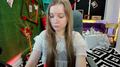 Snapshot of mayasinabon chatting on December 8, 7:15 am mayasinabon online show from December 8, 7:15 am