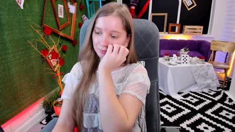 Snapshot of mayasinabon chatting on December 8, 10:19 am mayasinabon online show from December 8, 10:19 am