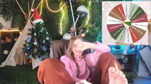Snapshot of mayasinabon chatting on December 25, 3:17 pm mayasinabon online show from December 25, 3:17 pm