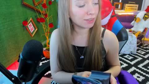 Snapshot of mayasinabon chatting on February 11, 3:29 pm mayasinabon online show from February 11, 3:29 pm
