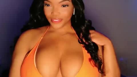 MayBabi online show from February 14, 12:35 pm