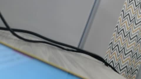 maybe_doll online show from April 3, 3:15 am