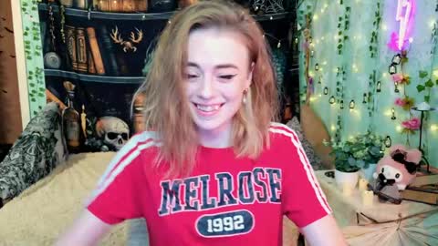 maybe_yours333 online show from May 11, 2:34 pm