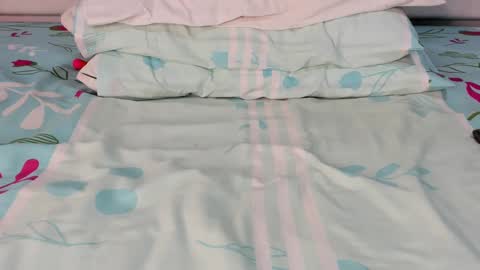 Snapshot of maybelline_666 chatting on February 20, 9:53 pm Maybelline69 online show from February 20, 9:53 pm