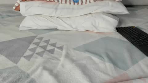 Snapshot of maybelline_666 chatting on March 10, 3:41 pm Maybelline69 online show from March 10, 3:41 pm