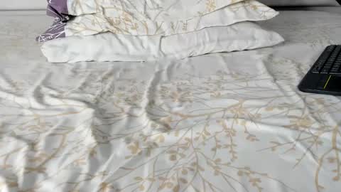 Snapshot of maybelline_666 chatting on September 16, 8:26 am Maybelline69 online show from September 16, 8:26 am