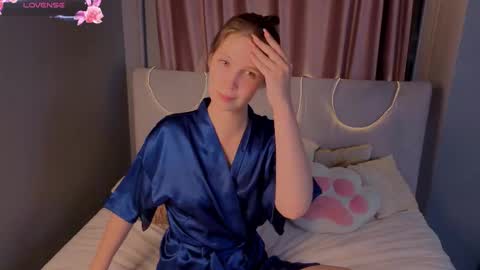 Ann online show from September 12, 9:37 pm