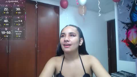 Snapshot of maylin_hornyy19 chatting on February 14, 3:03 am Maylin online show from February 14, 3:03 am