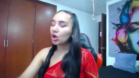 Snapshot of maylin_hornyy19 chatting on February 19, 7:10 pm Maylin online show from February 19, 7:10 pm