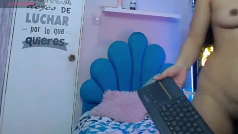 Maylin  online show from April 30, 9:19 pm