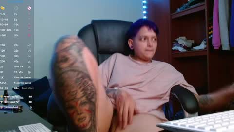 Mayle kan online show from May 8, 1:33 am