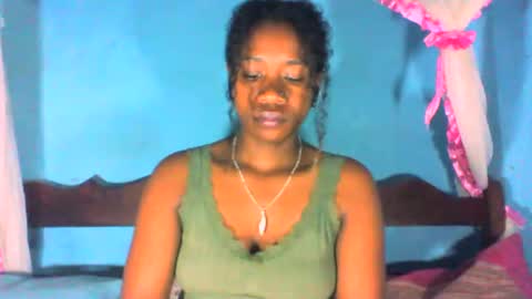 mayrah online show from January 13, 4:41 pm