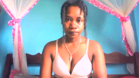 mayrah online show from February 2, 3:43 am