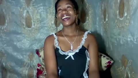 mayrah online show from February 21, 5:52 am