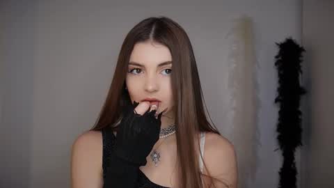 Snapshot of mayttease chatting on February 6, 7:23 am mayttease online show from February 6, 7:23 am