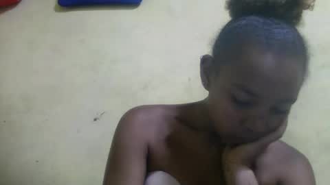 mbotyfeliciaa online show from February 4, 12:22 pm