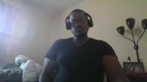 Mark online show from November 18, 6:12 pm