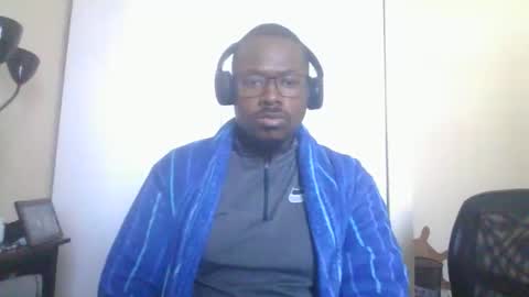 Mark online show from December 5, 5:42 pm