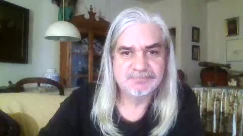 Manu online show from December 26, 5:08 pm