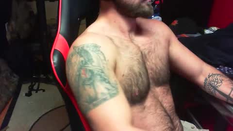 Snapshot of mcbethtime chatting on January 8, 8:55 pm mcbethtime online show from January 8, 8:55 pm