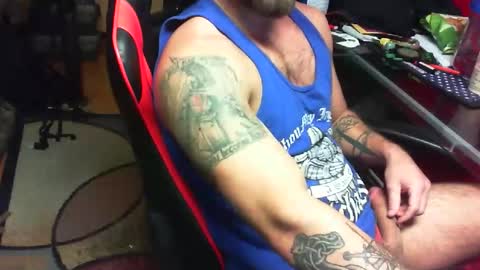 Snapshot of mcbethtime chatting on January 13, 10:04 pm mcbethtime online show from January 13, 10:04 pm