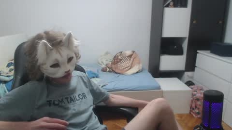 Bri online show from April 25, 12:13 am