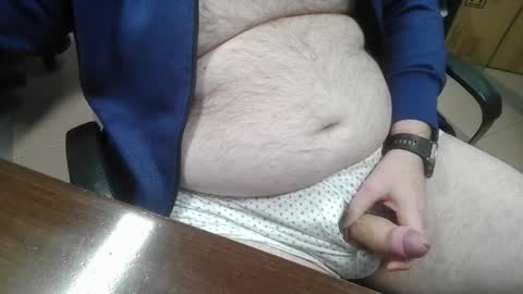 mdm1981 online show from April 1, 7:22 pm