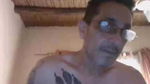 alejandro online show from April 3, 5:33 pm