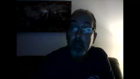 me at home online show from December 5, 12:22 pm