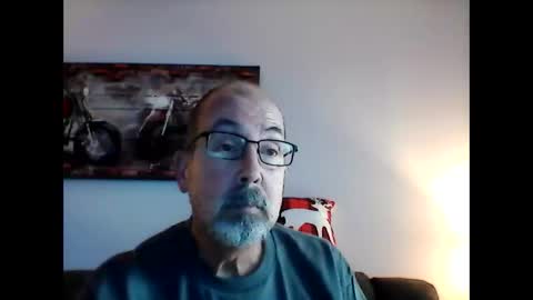 me at home online show from December 31, 6:24 pm