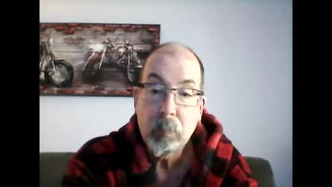 me at home online show from March 1, 1:51 pm