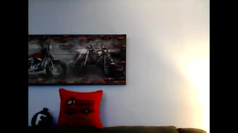 me at home online show from November 21, 9:24 pm