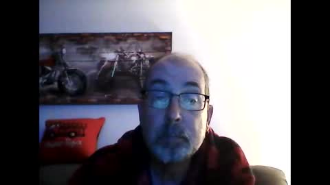 Snapshot of meathome3 chatting on April 5, 11:40 am me at home online show from April 5, 11:40 am